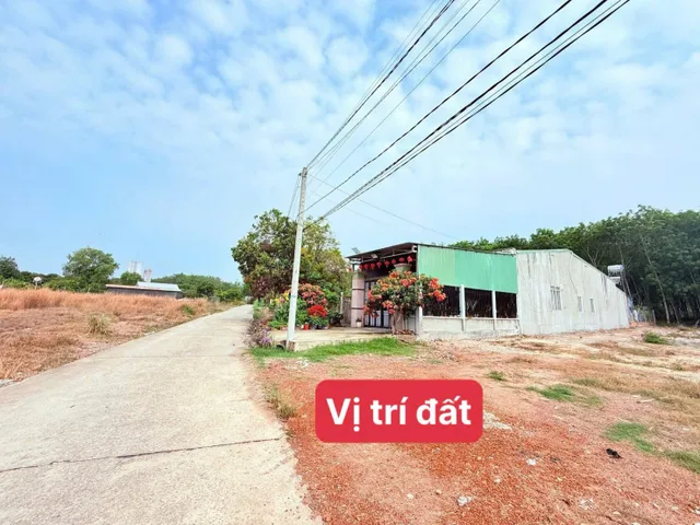 Bán đất 200m2 mặt tiền đường số 8, sát vách khu công nghiệp Minh Hưng 3.