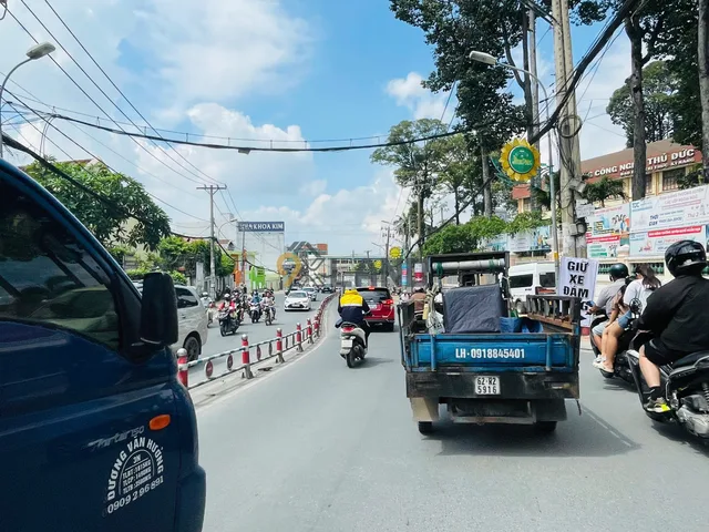 360 - BÁN GẤP NHÀ 3 TẦNG - GÓC 2 MẶT TIỀN - ĐƯỜNG 12 - P. LINH CHIỂU