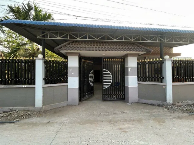 Nhà vườn 1000m2 thạnh Đức bến lức kế bên happyland bến lức long an
