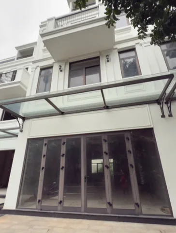 🔥 SIÊU PHẨM SHOPHOUSE LAVIDA - CHO THUÊ SHOPHOUSE THƯƠNG MẠI 1 TRỆT 2 LẦU 1 TUM – NGANG 6M VỊ TRÍ ĐẮT GIÁ NGAY TRỤC ĐƯỜNG CHÍNH KHU ĐÔ THỊ 🔥