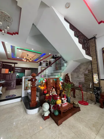 BÁN NHÀ HƯƠNG LỘ 3 BÌNH TÂN 100M2 4 TẦNG NGANG 7.7M XE TẢI 8.5 TỶ