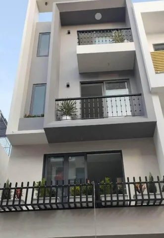 NHÀ HẺM XE HƠI ĐƯỜNG TRẦN QUANG DIỆU - PHƯỜNG 14 - QUẬN 3 - TP.HCM - GIÁ 3TỶ150