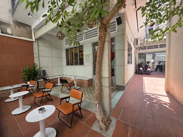 Bán nhà 183m² full thổ cư ngang 14m giá 34 tỷ tại Đường Bà Lê Chân Phường Tân Định