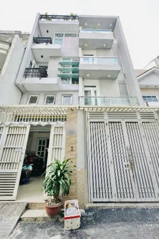 Nhà Tân Hương, hẻm xe hơi, vị trí kinh doanh, 1trệt 4lầu, 5 phòng ngủ