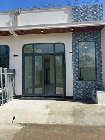 Bán nhà ngay đường Gia Huỳnh Gần Chợ Trảng Bàng  giá 950 Triệu SHR-Gọi: 0792 564 660