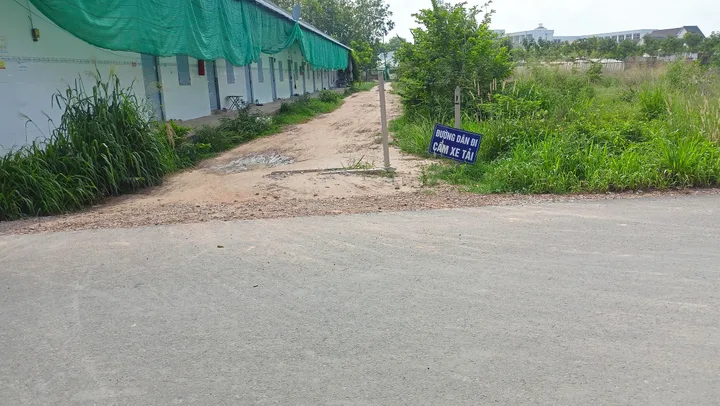 Bán đất gần Chợ Trừ Văn Thố, mặt tiền đường nhựa, đối diện trọ, dân cư đông. Trả trước 465tr là sở hữu