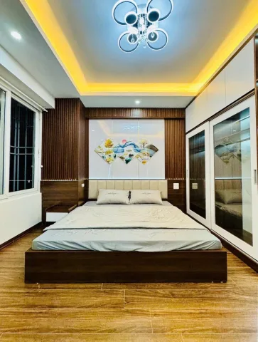 CĂN HỘ ĐÓN TÀI LỘC CHUNG CƯ ĐỀN LỪ 1 - LÔ GÓC HƯỚNG ĐÔNG NAM - VIEW HỒ THOÁNG SÁNG - BẠT NGÀN TIỆN ÍCH