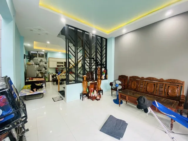 Nhà hẻm xe hơi đường số 5, Bình Trưng, cách Nguyễn Thị Định 500m