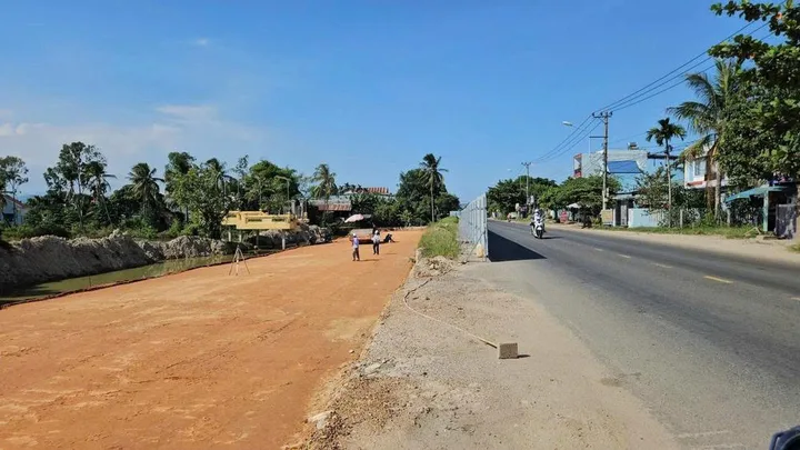 Lô đất ngay thôn Hương Lam sát mặt tiền quốc lộ 14B