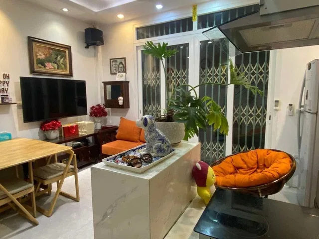 Hai Bà Trưng - Ngõ thông - Sát KĐT Phố Vọng