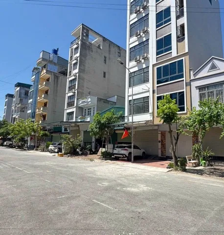 Liền kề 7 tầng thang máy mặt phố Ngô Thì Nhậm Hà Đông,
đường 25m rộng thênh thang.