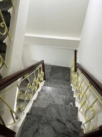 Cho Thuê Nhà Ngõ 25B Cát Linh 41M² 3 Tầng 3 Ngủ - Nội Thất CB - Giá Thuê 15tr