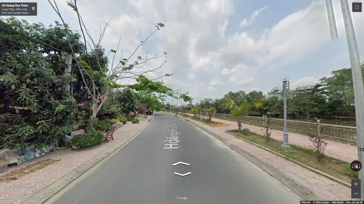 Bán đất 105m² full thổ cư ngang 5m giá 3 tỷ đường bờ kè Hoàng Hoa Thám phường 2 nay là Phường Long Châu, tỉnh Vĩnh Long