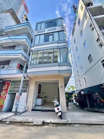Bán căn góc 4 tầng mt Nguyễn Đình Chiểu Vĩnh Phước Nha Trang giá 14,5 Tỷ