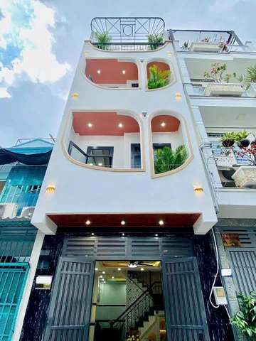 Chủ về quê bán nhà gần MT Nguyễn Tiểu La, P.8, Q.10 – 56m2 giá 3tỷ300tr. Sổ sẵn.