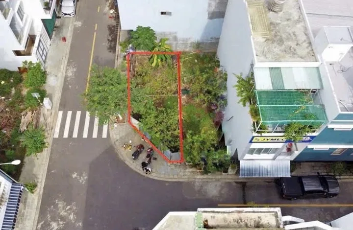Lô góc 2 mặt tiền KQH Nguyên Tử Lực đẹp khu dân cư sang. cách hồ Xuân Hương 1km