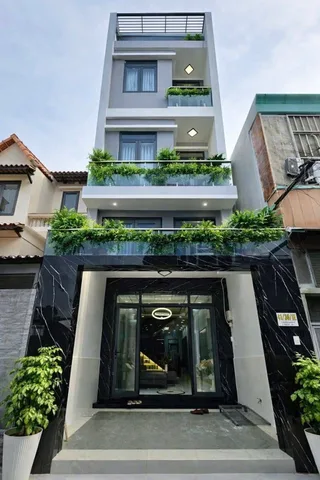 Bán nhà hẻm xe hơi đường Nguyễn Phúc Nguyên  , P.10, Q.3 – DT 43m2 giá 2tỷ350. Sổ Hồng riêng