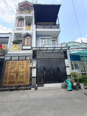 🔥 HÓT HÓT – CHỦ GIẢM NGAY 200 TRIỆU 🔥
🏡 Nhà 1 trệt 2 lầu, hẻm xe hơi quay đầu Nguyễn Văn Quá, Quận 12
