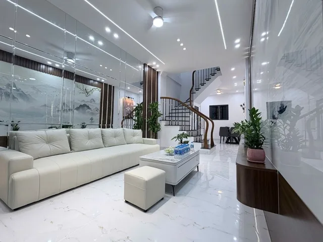 Bán nhà 41m² 4t thoải mái công năng ngang 3,8m giá 8.8 tỷ tại Đường Kim Giang Phường Ô Chợ Dừa
Lh:0377224604