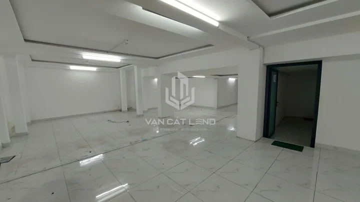 🏢 CHO THUÊ TÒA NHÀ MẶT TIỀN LÊ HỒNG PHONG – NGANG 11.7M – DTSD 1.200M² – GIÁ 150 TRIỆU/THÁNG