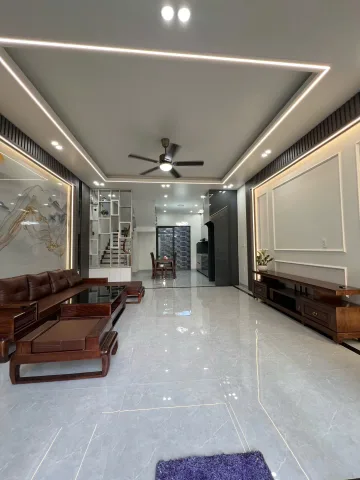 Bán nhà 3 tầng độc lập ĐẸP Cam Lộ, Hùng Vương, Hồng Bàng, Hải Phòng. Ô tô đỗ cửa