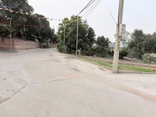 Lô đất ở thôn Đông Phong, Tiên Phong, Ba Vì, Hà Nội (xã Quảng Oai mới)