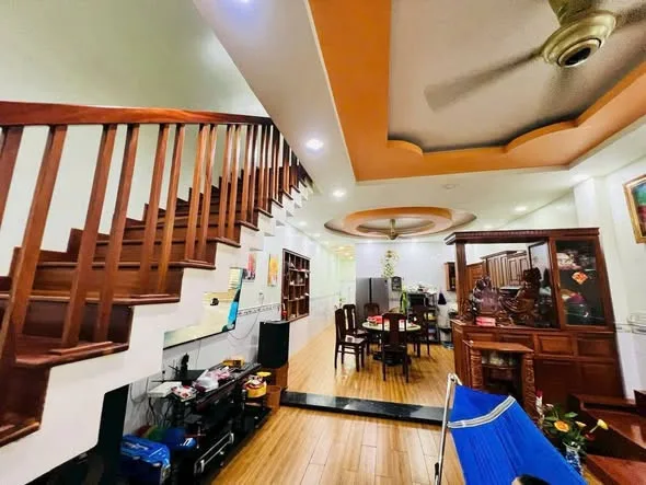 Bán nhà 100m² full thổ cư ngang 5m giá 3.7 tỷ tại Xã Củ Chi