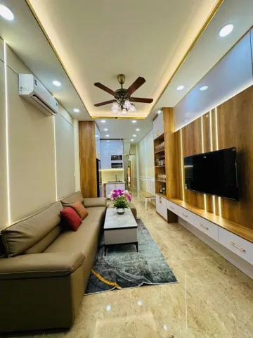Bán nhà Hẻm Xe Hơi tránh - 42m2 x 2 tầng mới đẹp, sát mặt tiền Lạc Long Quân, Tân Bình -4.x tỷ