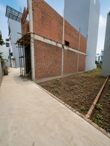 Hàng ĐẸP giá TỐT. 
- Dt 45 m - phân lô-THÔNG ô tô - tc 5,3 tỉ
- Phúc Lợi Long Biên

- mảnh đất vuông như bánh chưng
- đường THÔNG vf3 chạy vèo vèo
- cách vài m ra trục chính 

- tài chính không bằng căn chung cư
- dân cư đông đúc, gần trường, chợ