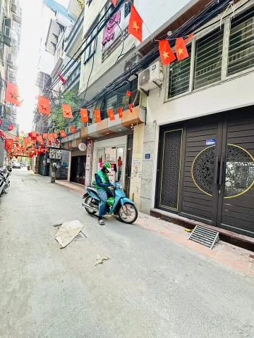 ✅ Cực Hiếm! Bán Đất Tặng Nhà 3 Tầng Hồ Tùng Mậu – 144M2, MT9M, Ô Tô, Vị Trí Đẹp.