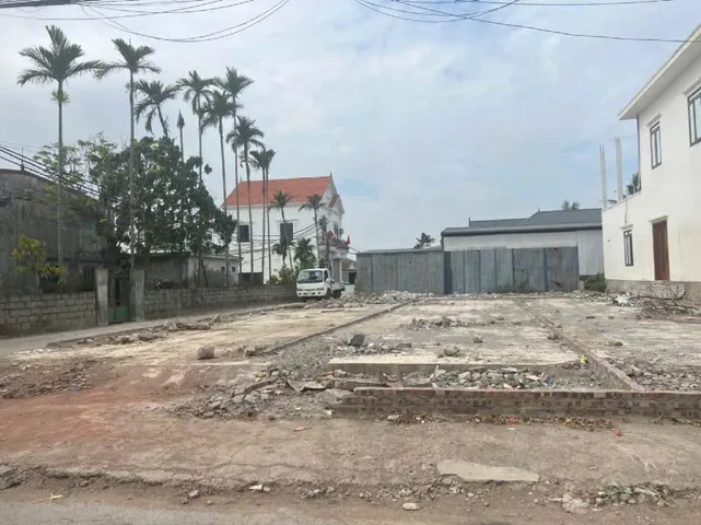 3KH90 🌟 MẶT ĐƯỜNG TRỤC XÃ TÂN PHONG KIẾN THUỴ - LÔ ĐẤT MẶT BẰNG KINH DOANH ĐẸP - ZÁ RẺ NHẤT KHU VỰC CHỈ 2 TỶ 0XX