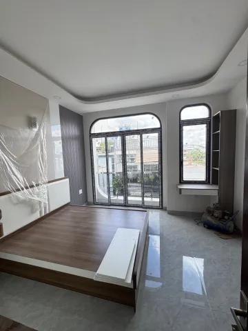 KHU PHÂN LÔ CHIẾN LƯỢC CHỢ BÌNH TRỊ ĐÔNG - NHÀ MỚI 5 TẦNG NỘI THẤT CAO CẤP.