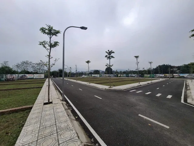 Bán đất 100m² full thổ cư ngang 6.8m giá 3.7 tỷ tại Đường Quốc lộ 21A Xã Phú Cát