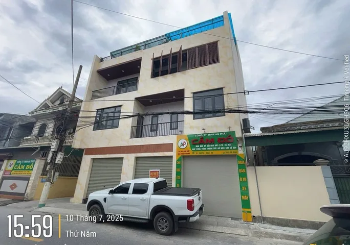 Chủ nhà chuyển về quê, cần bán gấp căn nhà mới xây, vị trí ngay trung tâm Hưng Bình , Tp Vinh