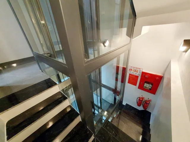 XUÂN LA 54M2 7 TẦNG MT 4.1M - Ô TÔ TRÁNH - VỈA HÈ - THANG MÁY - DÒNG TIỀN CĂN HỘ DỊCH VỤ-NHỈNH 25 TỶ
