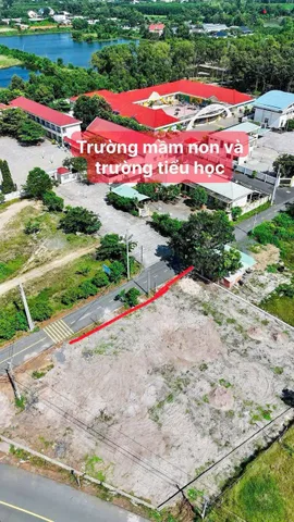 CHỦ NGỘP BÁN NHANH 330 chỉ 1ty860 LÔ ĐỐI DIỆN TRƯỜNG TIỂU HỌC LONG MỸ - TT PHƯỚC HẢI ; CÁCH BIỂN 4p đi xe