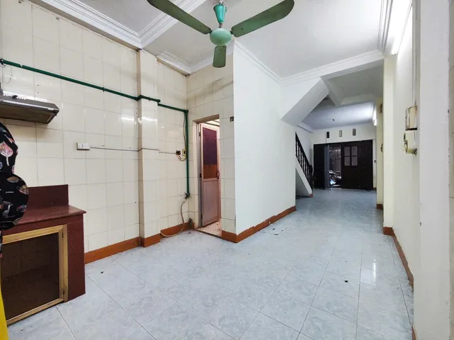 CHO THUÊ NHÀ RIÊNG GẦN 370 ĐƯỜNG BƯỞI, BA ĐÌNH, GẦN PHỐ, 2 NGỦ 2VS – 6 TR