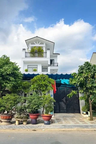 🚨 BIỆT THỰ VIP KDC GIA HÒA 160M² NGANG 8M BỀ THẾ – ĐƯỜNG 16M VỈA HÈ – KHU DÂN TRÍ CAO PHƯỚC LONG Q9 – CHỈ 19,3 TỶ CÒN BỚT