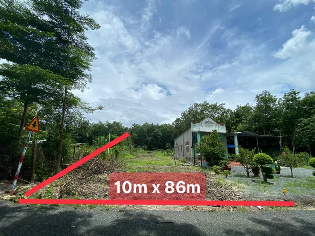 Bán Đất 852m2 có sẵn 100 m2 thổ cư giá 896 triệu tại Xã Tân Khai Đồng Nai