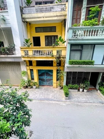 Phân lô ô tô tránh Nguyễn Phúc Lai 💥 Ngõ thông bàn cờ, vài bước ra hồ Hoàng Cầu – 52m2 x 4 tầng tầm giá 2x tỷ
