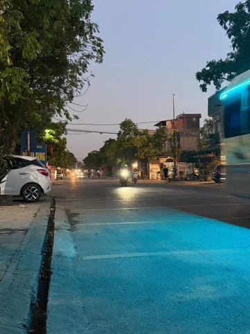 MẶT PHỐ ĐT 295 - KINH DOANH ĐA DẠNG - GẦN CẦU NÉT