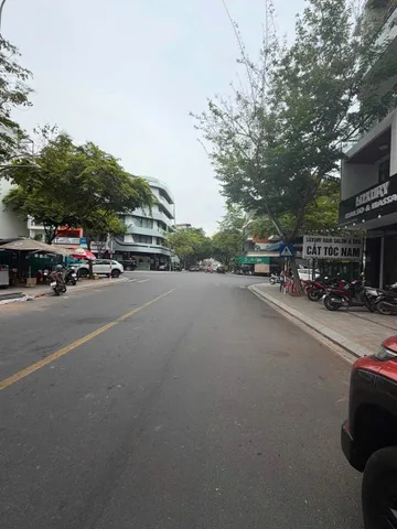 Bán đất 172m² full thổ cư ngang 10.7m giá 25.8 tỷ tại Đường A2 Phường Nam Nha Trang