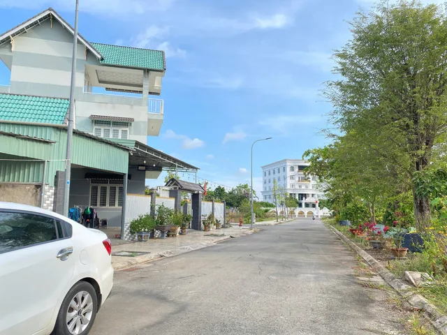 Chủ gửi bán lô đất trung tâm Tp. Bà Rịa, sát BV Y học cổ truyền, MT Võ Văn Kiệt 126m2/2 tỷ 150 sổ sẵn