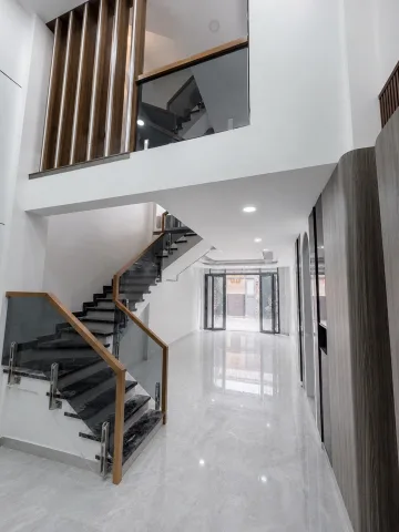 🎯 HIẾM CÓ! NHÀ 5 TẦNG MỚI CÁU KHU PHÂN LÔ CHIẾN LƯỢC - NGAY CHỢ BÌNH TRỊ ĐÔNG - SỔ HỒNG HOÀN CÔNG