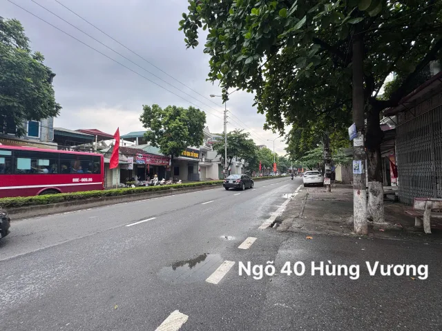 Bán gấp lô đất đẹp trung tâm TP.Vĩnh Yên, Đồng Tâm DT70,2m MT6,28m ôtô tránh giá 2,270 tỷ 0988296228