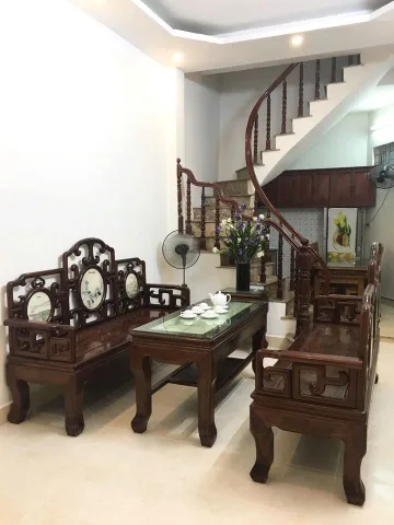 Cho Thuê Nhà Thịnh Quang - Thái Thịnh 40M² 3 Tầng 3 Ngủ - Full Nội Thất - Lô Góc - Ngõ Thông Rộng - Giá Thuê 9,5tr - Nhận Nhà Ngay