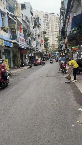 BÁN NHÀ QUẬN 11 - LẠC LONG QUÂN - NHÀ ĐẸP Ở NGAY - 3 TẦNG- KINH DOANH SẦM UẤT - CÓ LỀ ĐƯỜNG - NHỈNH 7 TỶ.