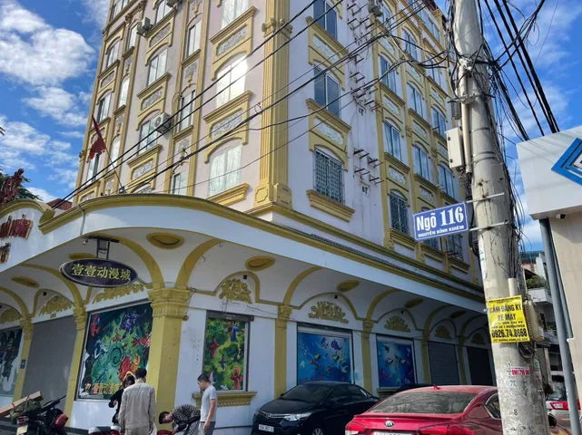Bán đất mặt ngõ oto tránh nhau tại Nguyễn Bỉnh Khiêm Khiêm