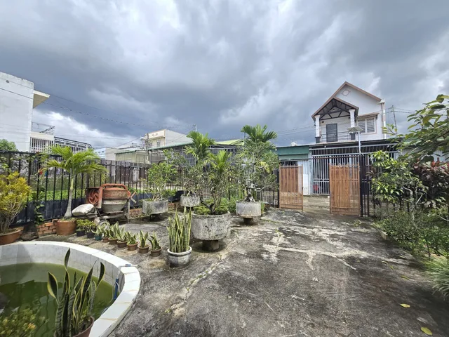 Bán nhà 1078m² có sẵn 300m² thổ cư ngang 56m giá 16 tỷ tại Đường Hoàng Văn Thụ Xã Đức Trọng