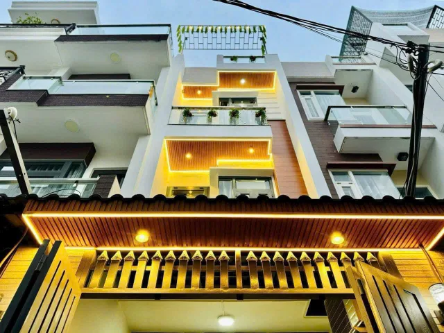 Chú Tùng bán nhà về quê gần MT Hiệp Thành 13, P. Hiệp Thành, Q.12– 58m2 giá 2tỷ150r. Sổ sẵn.